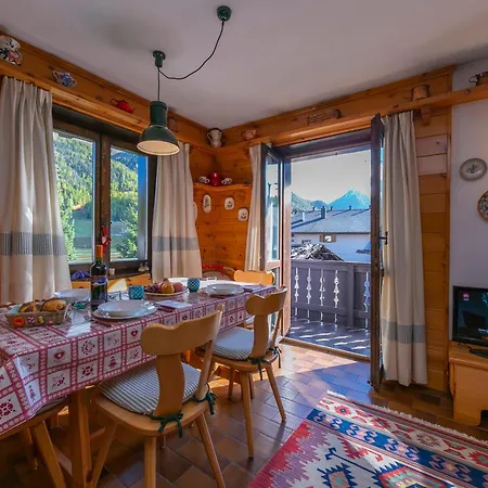 Casa Cisi In-ski Out 20m - Happy Lägenhet Livigno