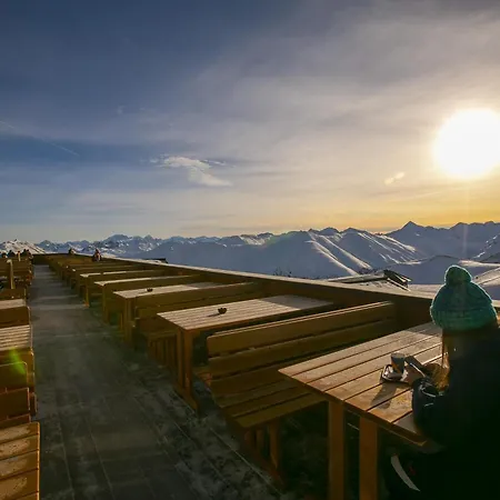 Casa Cisi In-ski Out 20m - Happy Apartment *